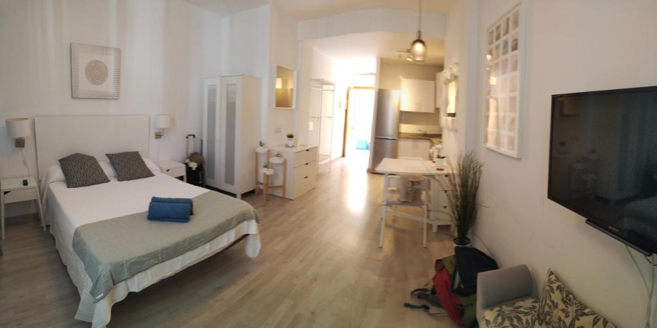 Modern Studio Flat Close To Plaza Merced Málaga Extérieur photo