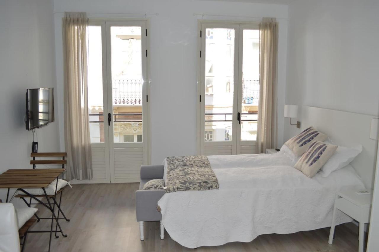 Modern Studio Flat Close To Plaza Merced Málaga Extérieur photo